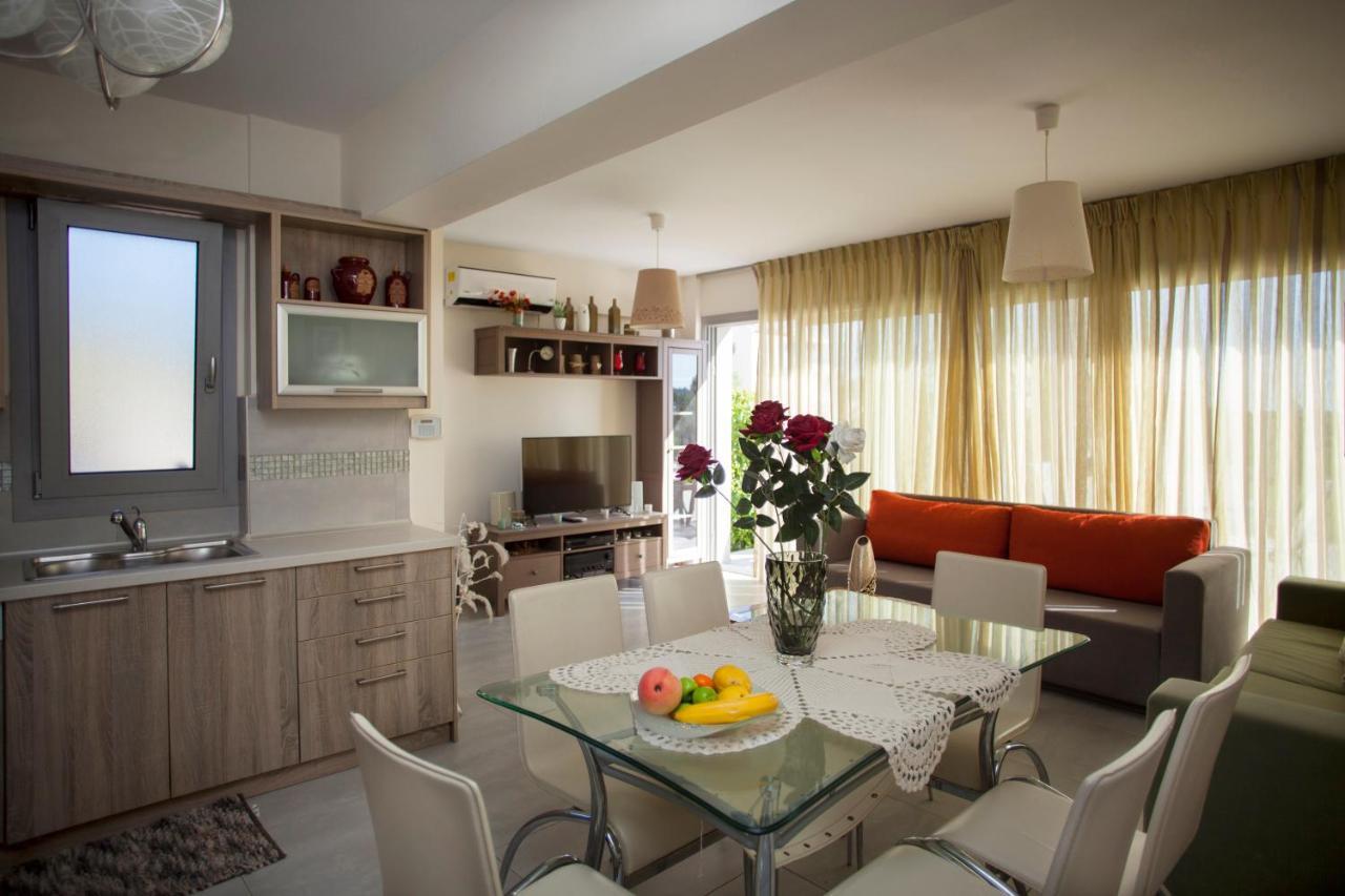 شقة Pol And Mari House ريثيمنو المظهر الخارجي الصورة